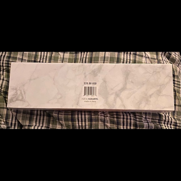 Cute Eyelash themed sleep mask - brand new in box - Picture 5 of 5